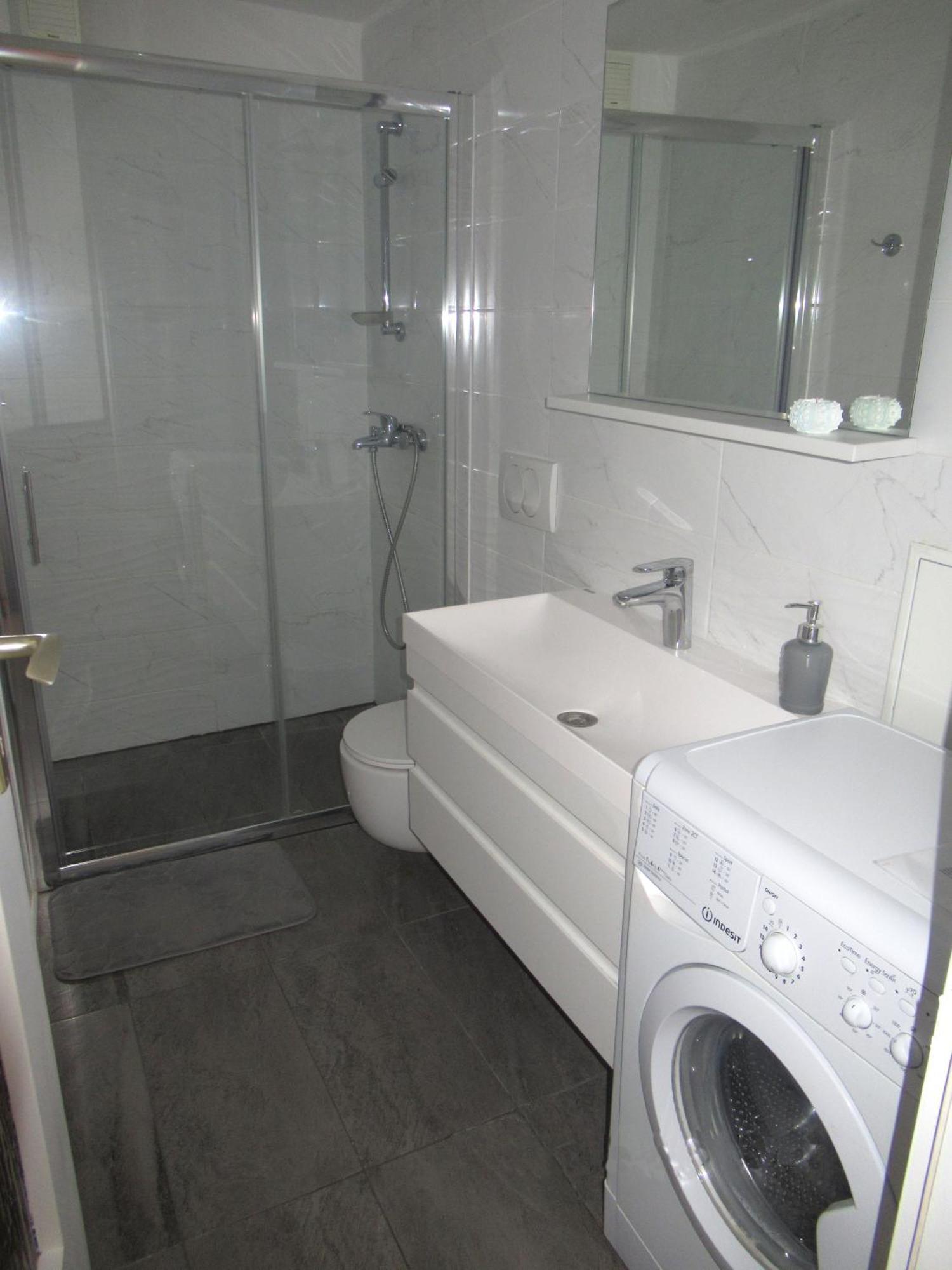 Apartma Qbed Gracisce ภายนอก รูปภาพ